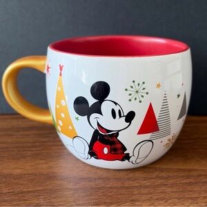 Disney Mickey & Minnie Mouse Coffee Mug Christmas Round Gold Red 12oz